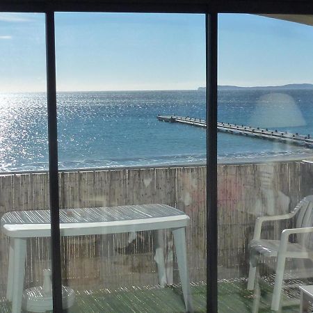 Ferienwohnung Les Pieds Dans L'Eau La Croix-Valmer Exterior foto